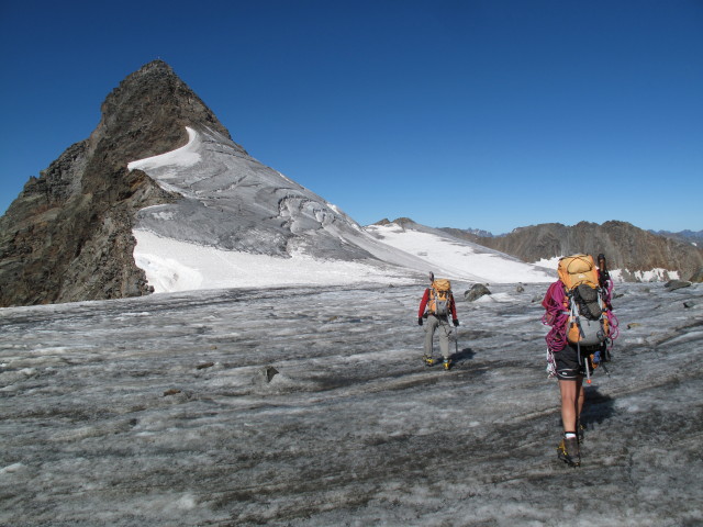 Christoph und Gudrun am Sulzenauferner am Pfaffensattel, 3.340 m (18. Aug)