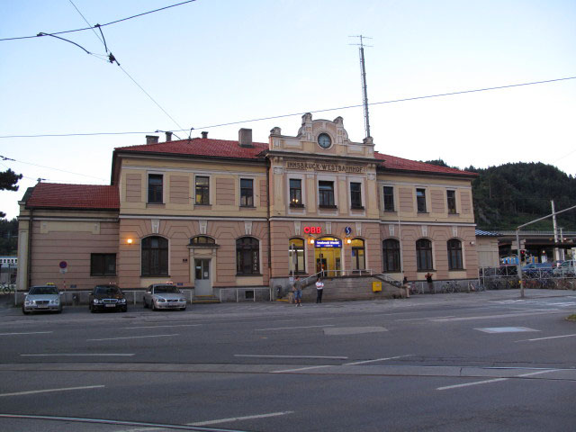 Westbahnhof Innsbruck, 583 m