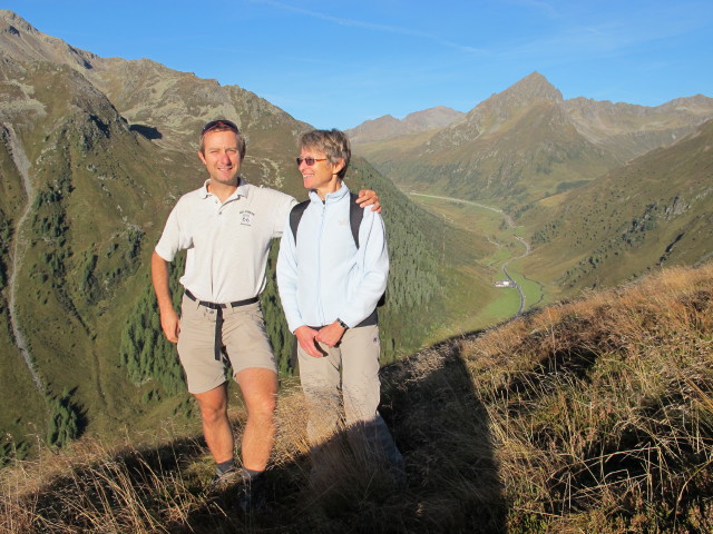 Ich und Mama am Sellraintaler Höhenweg zwischen Sellraintal und Haggener Sonnberg