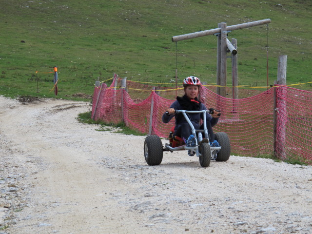 Daniela auf der Gokart-Strecke im Sommerpark Krvavec (28. Sep.)