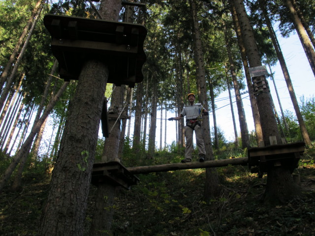 Ich im Parcours 'Eichh&ouml;rnchen' im Kletterwald Buchenberg