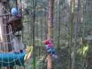 Walter und Daria im Parcours 'Wiesel' im Kletterwald Buchenberg