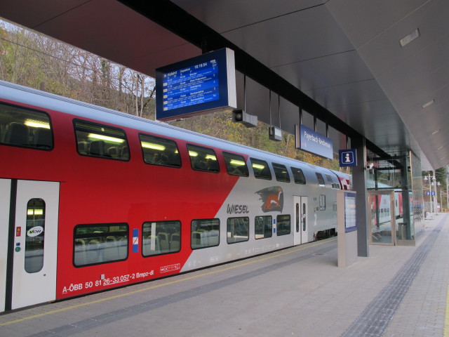 R 2354 im Bahnhof Payerbach-Reichenau, 494 m