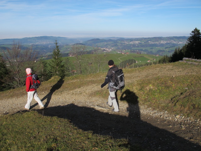 Romy und Carmen zwischen Bergrestaurant Hundwiler Höhi und Müllershöhi