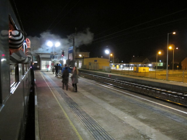 Bahnhof Gramatneusiedl, 180 m (9. Dez.)