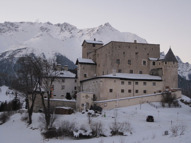 Schloss Naudersberg
