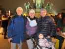 Ich, Marlies, Alexander und Andreas im Weihnachtsdorf Maria-Theresien-Platz