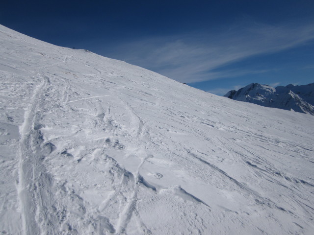 Martina zwischen Enzianhütte und Flatschspitze