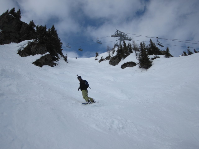 Markus unter dem Télésiège débrayable Col Cornu