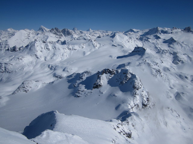 von der Bergstation der Téléphérique Mont-Fort Richtung Südosten (15. März)