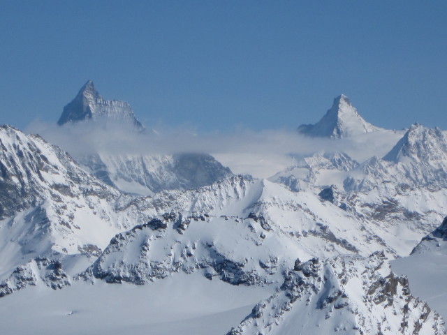 von der Bergstation der Téléphérique Mont-Fort aus (15. März)