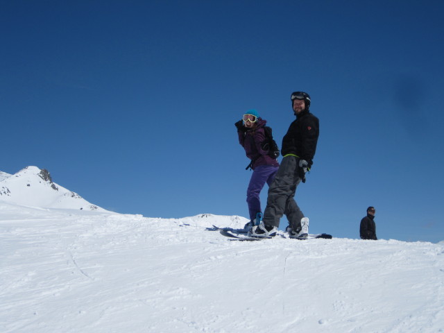 Kathrin und Markus bei der Bergstation der Visnitzbahn, 2.638 m (13. Apr.)