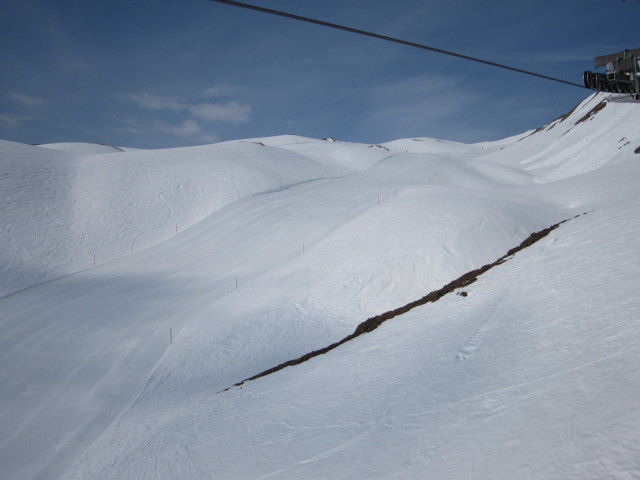 Piste 62 von der Flimsattelbahn aus (19. Apr.)