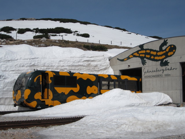 R 6 im Bahnhof Hochschneeberg, 1.795 m