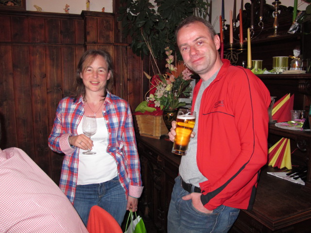 Irene und Andreas im Häuserl am Roan aus