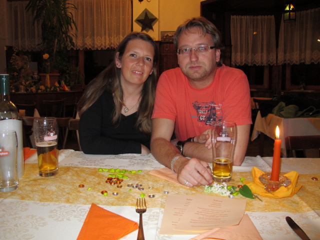 Marion und Michael im Häuserl am Roan aus