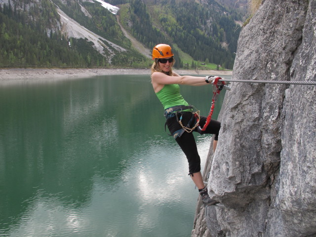 Sabrina in der Nasenquerung