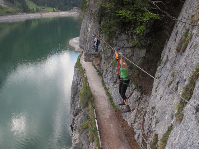 Christian und Sabrina auf der Seilbr&uuml;cke