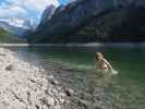 Sabrina im Vorderen Gosausee, 937 m