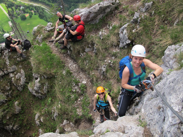 Kaiser-Franz-Joseph-Klettersteig: Sabrina und Romana zwischen Rastplatz 'Adlerhorst' und Steigbuch (18. Mai)
