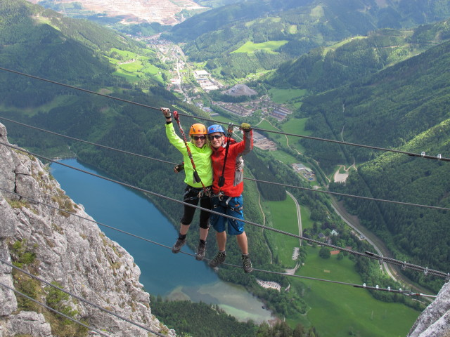 Kaiser-Franz-Joseph-Klettersteig: Sabrina und Christian auf der Seilbrücke (18. Mai)