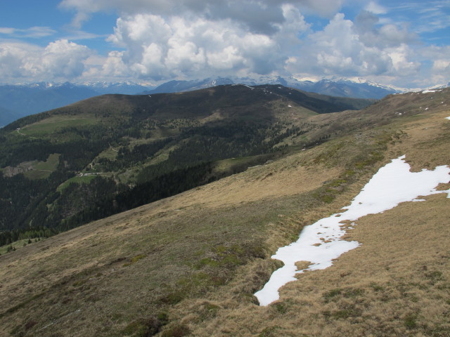 Kaisersteig zwischen Obermillst&auml;tter Almkreuz und Millst&auml;tter Alpe (8. Juni)