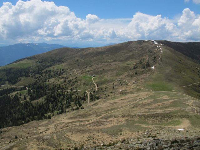 vom Kamplnock-Vorgipfel Richtung S&uuml;dwesten (8. Juni)