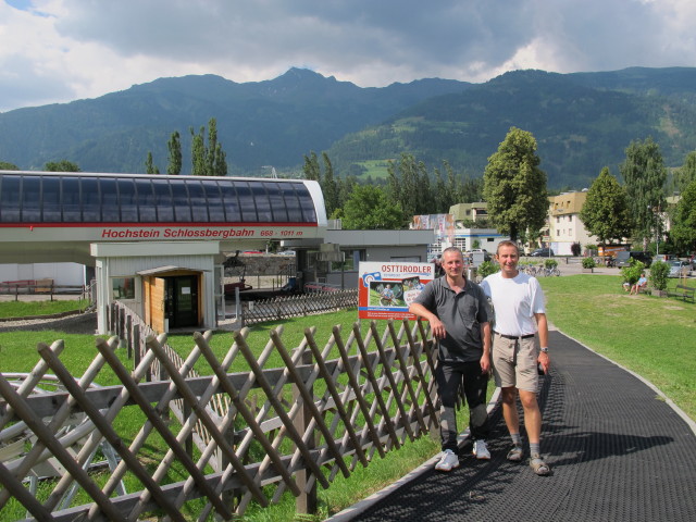 Erich und ich in der Talstation (8. Juli)