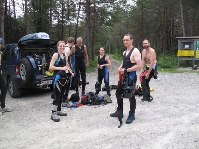 Sabrina, Andreas, Josef, Ariane, Werner und Helmut in Wacht