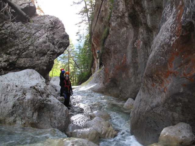 Werner, Christian, Sabrina und Ariane im Frauenbach