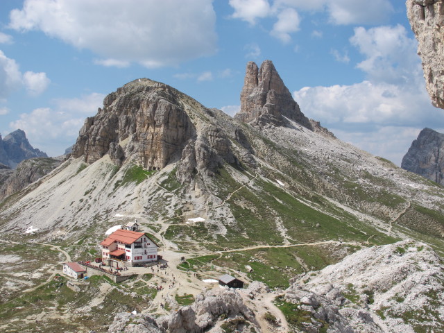 Drei-Zinnen-Hütte, 2.405 m