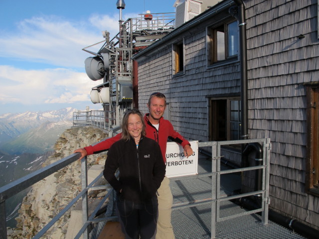 Irene und ich am Zittelhaus, 3.106 m (27. Juli)