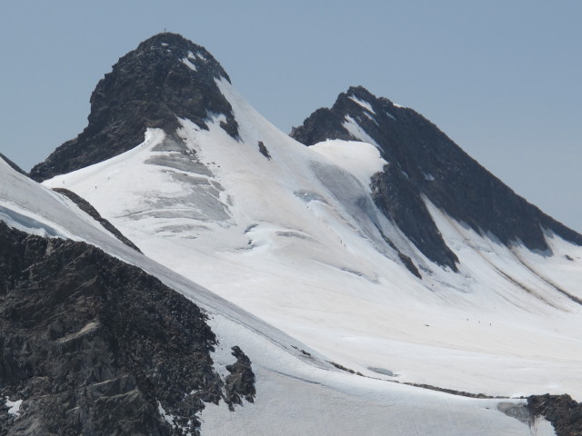 Zuckerh&uuml;tl und Pfaffenschneide vom Aperen Freiger aus (3. Aug.)