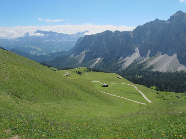 vom Kreuzjoch Richtung Osten (10. Aug.)