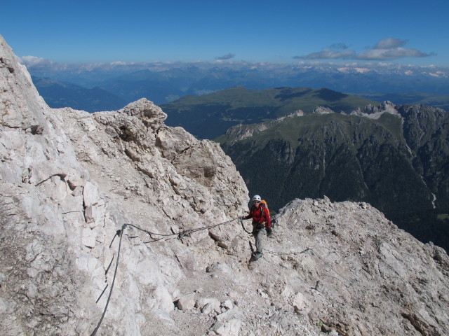 Sas-Rigais-Klettersteig: Christoph im Ostanstieg (11. Aug.)