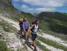 Gudrun, Susanne und Christoph am Weg 3 zwischen Kreuzjoch und Roa-Scharte (10. Aug.)