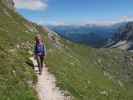 Susanne am Weg 3 zwischen Kreuzjoch und Roa-Scharte (10. Aug.)