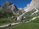 Christoph, Gudrun, Susanne und Christoph am Weg 2 zwischen Forces de Sieles und Regensburger Hütte (10. Aug.)