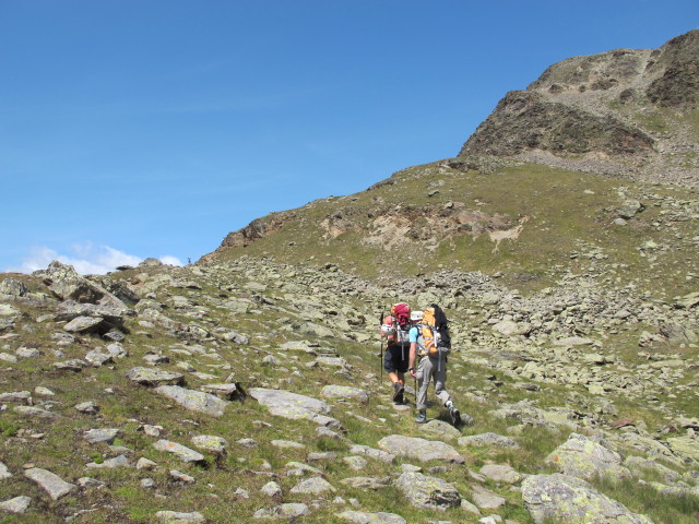 Gudrun und Christoph am westlichen Teil des Adlersteigs zwischen Wei&szlig;kugelh&uuml;tte und Vorderem Schmied (15. Aug.)