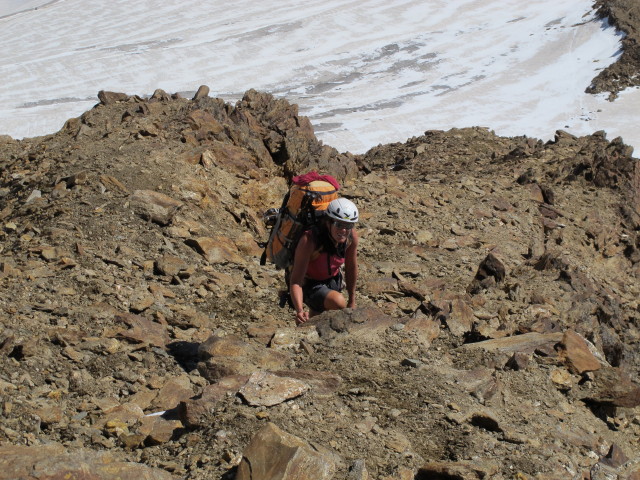 Gudrun am Ostgrat der Wei&szlig;kugel (16. Aug.)
