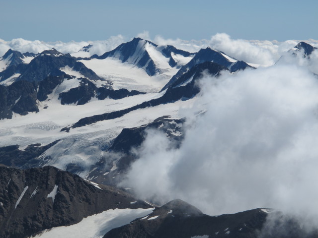 von der Wei&szlig;kugel Richtung S&uuml;dosten (16. Aug.)
