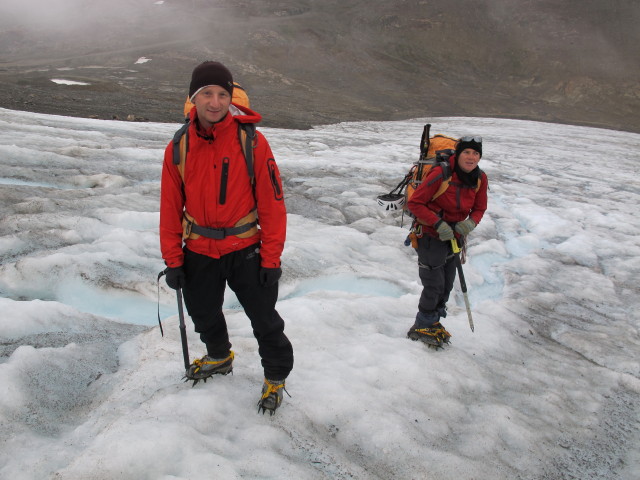 Christoph und Gudrun am Hochjochferner (17. Aug.)