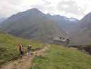 Gudrun und Christoph am Weg 16 bei der Martin-Busch-Hütte (18. Aug.)