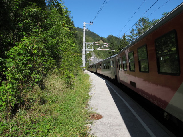 REX 3457 im Bahnhof P&uuml;rgg, 714 m (30. Aug.)