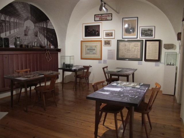 'Straßengeschichte(n) - Handelswege quer durch Europa und mitten durchs Weinviertel' im Schloss Wolkersdorf