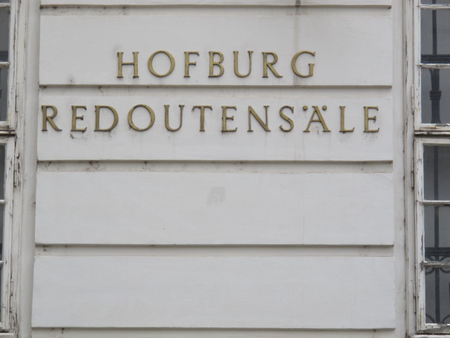 Eingang zu den Redoutensälen der Hofburg