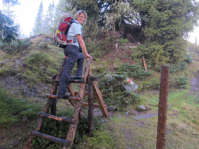 Mama zwischen Tiergartenalm und Sunnhütte (28. Sept.)