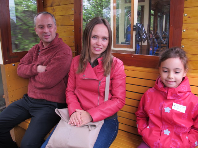 Walter, Diana und Daria in der Feldbahn