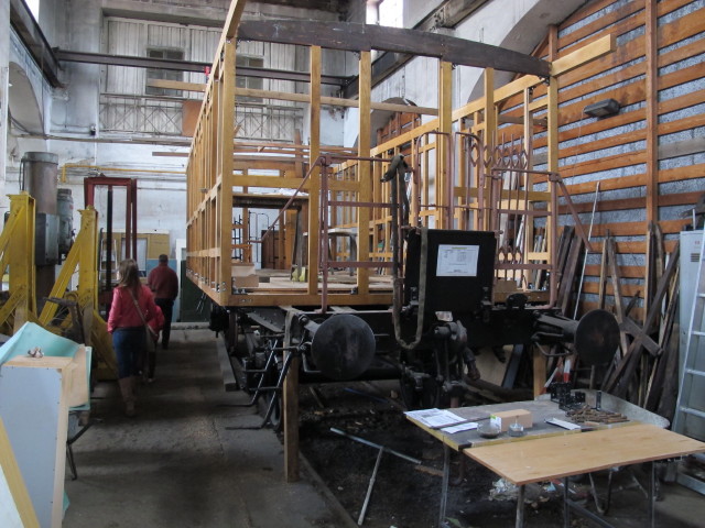 Diana, Daria und Walter in der Halle I