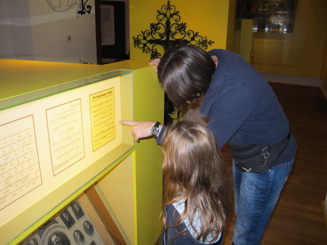 Anja-Liv und Kerstin im 5e-Museum